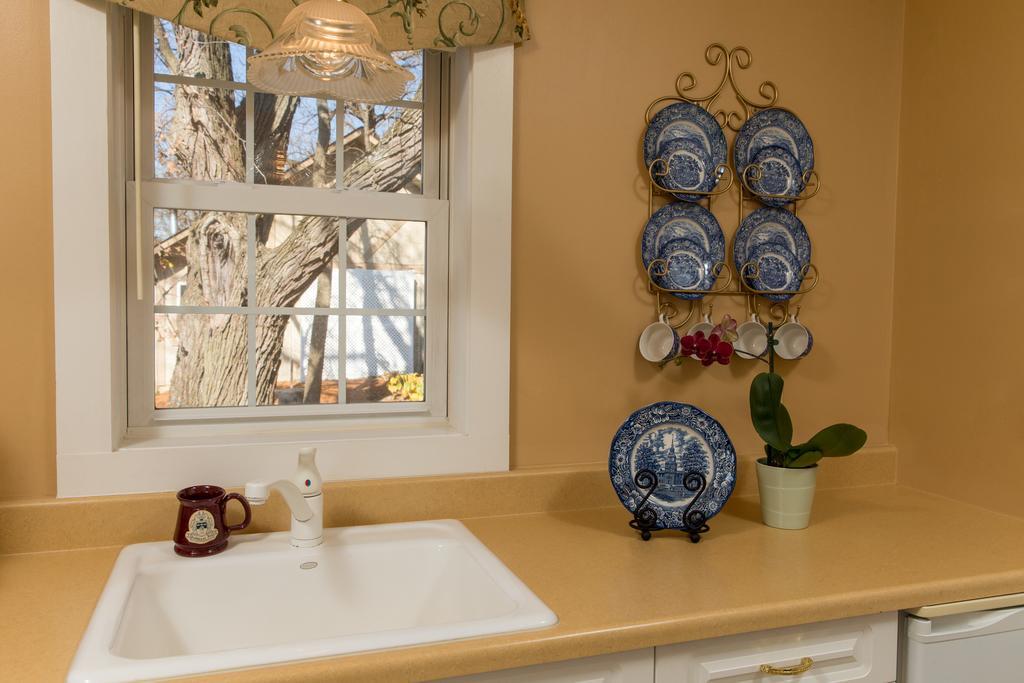One-Bedroom Cottage,436776495:JPEG